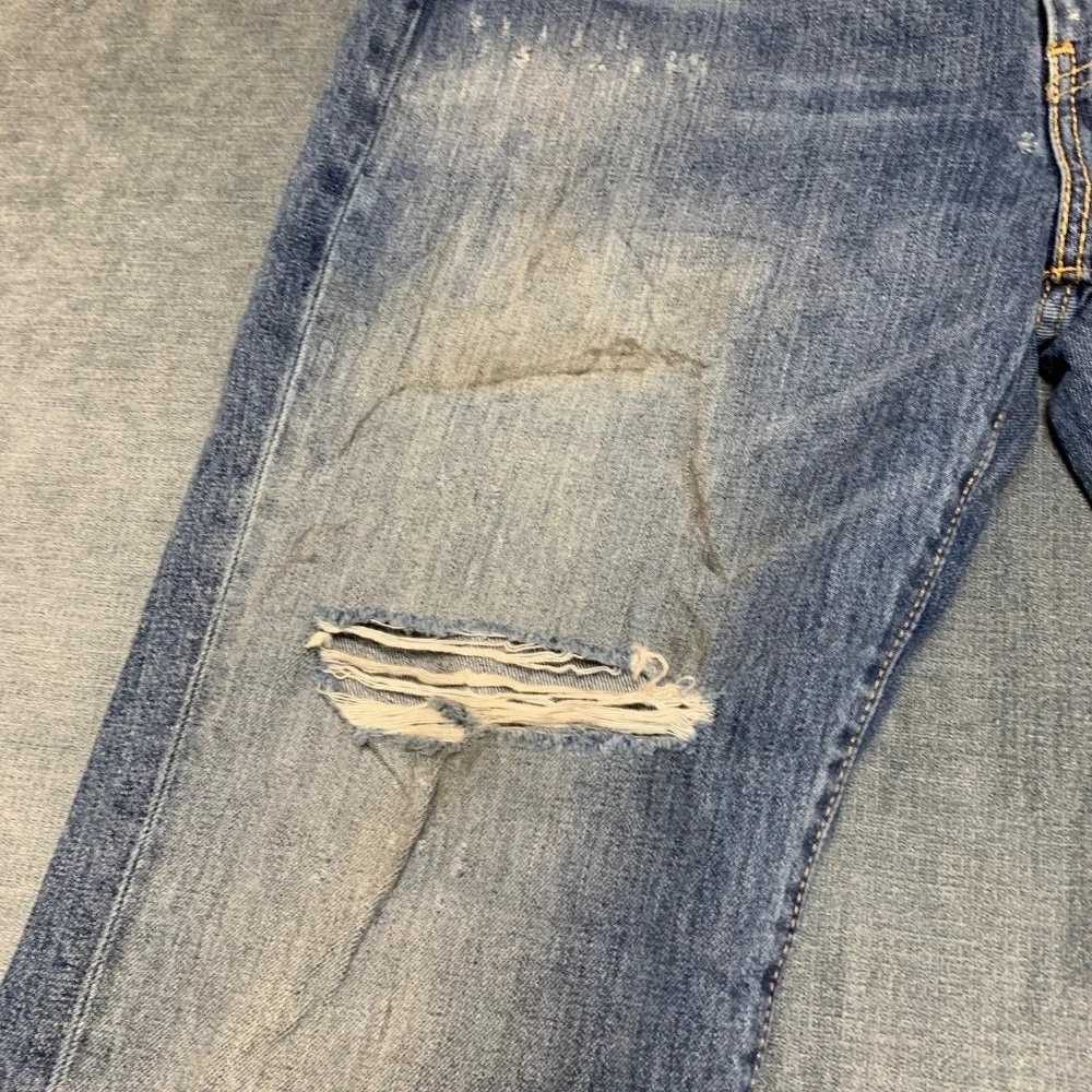 Levi's 514 Jeans Mens 36x30 Blue Denim Distressed Non Stretch Everyday Wear